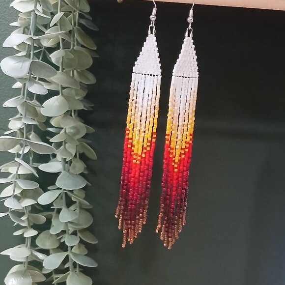 Handmade indigenous beadwork - fringe earrings - Picture 1 of 1